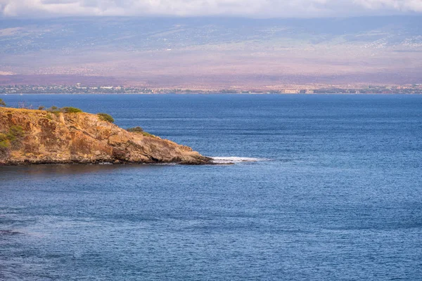 Maui, Hawaii 'deki doğal manzaranın muhteşem bir görüntüsü. — Stok fotoğraf