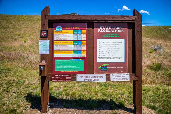 ルイス アンド クラーク キャヴァンズ 米国Mt 2019年6月29日 州立公園規制 — ストック写真