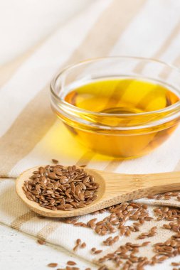 Keten tohumu, keten tohumu ve keten tohumu yağı.