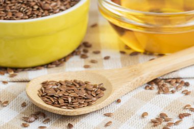 Keten tohumu, keten tohumu ve keten tohumu yağı.