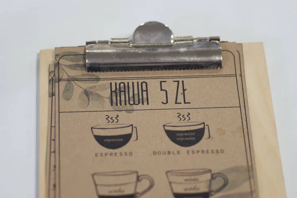 Kafede sonbahar kahvesi ve keki.              