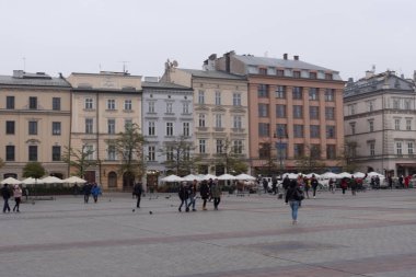 Dikdörtgenlerden bir duvar. Bina. Krakow.