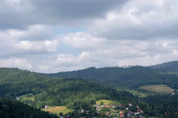 Montaña paisaje en primavera . —  Fotos de Stock