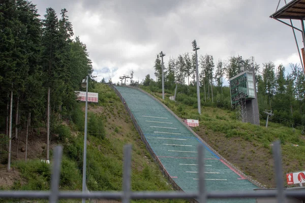 Wisla, Poland, 28 червня 2019: The Adam Malysz ski jumping hill in. — стокове фото