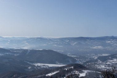 Czantoria 'nın zirvesinden kış manzarası
