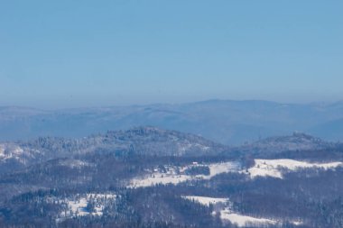 Czantoria 'nın zirvesinden kış manzarası