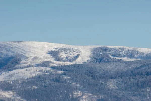 Paesaggio montano invernale dalla cima della Czantoria — Foto Stock