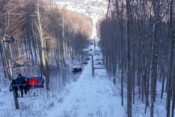 Ustroń, polen 08 februar 2020 winter in ustroń auf czantoria. — Stockfoto