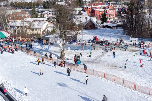 Ustro, Polonya 08 Şubat 2020 Kışları Czantoria 'da.