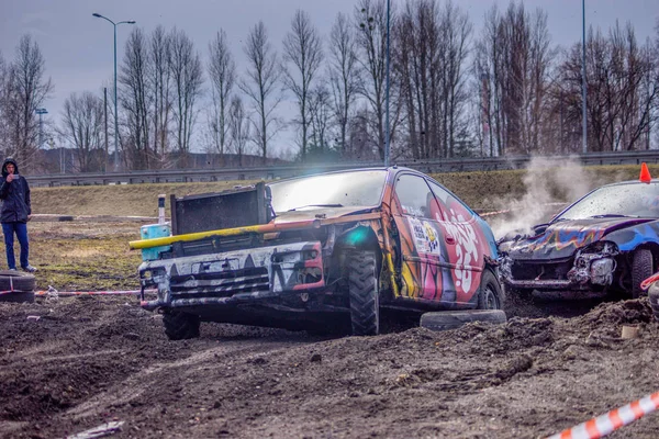 Gliwice, Polsko 10. března 2019 Wreck Race Silesia. Wreck car raci — Stock fotografie