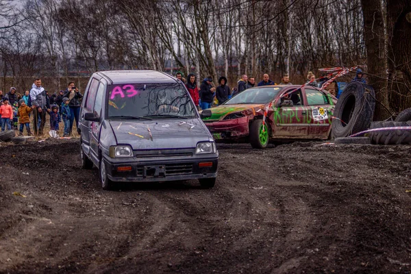 Gliwice, Polsko 10. března 2019 Wreck Race Silesia. Wreck car raci — Stock fotografie