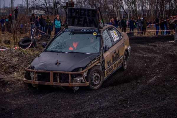 Gliwice, Polsko 10. března 2019 Wreck Race Silesia. Wreck car raci — Stock fotografie