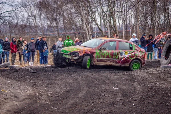 Gliwice, Polsko 10. března 2019 Wreck Race Silesia. Wreck car raci — Stock fotografie