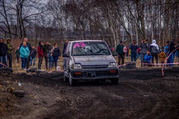 Gliwice, Polsko 10. března 2019 Wreck Race Silesia. Wreck car raci — Stock fotografie