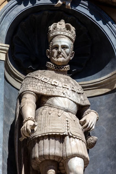 Statue of the Spanish king of Sicily Philip II — Stock Photo, Image