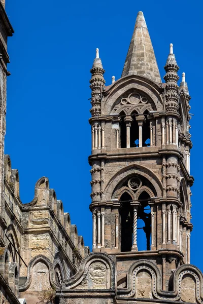 Torre de la Catedral de Palermo en Palermo, Sicilia —  Fotos de Stock