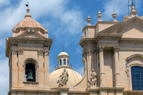 Catedral de Noto en Noto, Sicilia, Ital —  Fotos de Stock