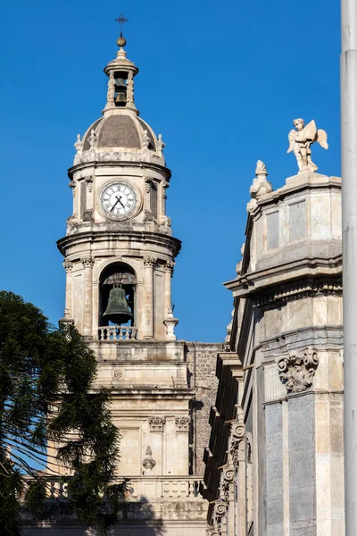 Klokketårn i katedralen i Catania - Stock-foto