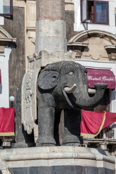 Posąg słonia w Catania Obelisk — Zdjęcie stockowe