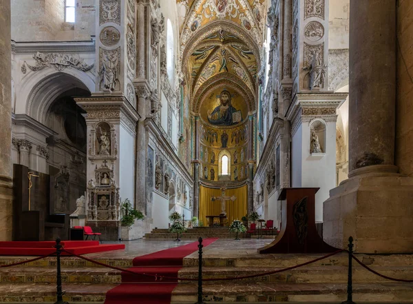 Catedral de Cefalu do século XIII em Cefalu, Sicília, Ital — Fotografia de Stock