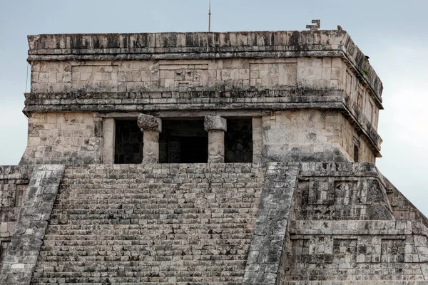 El Castillo piramide in Chichén Itzá — Stockfoto