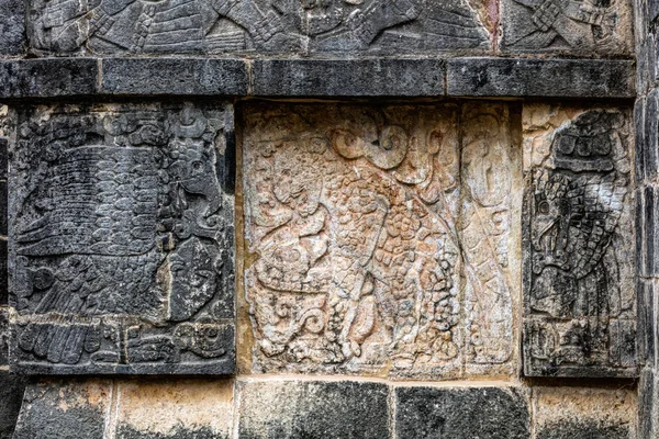 Ancient Mayan murals on the Platform of the Eagles and the Jagua — Stock Photo, Image