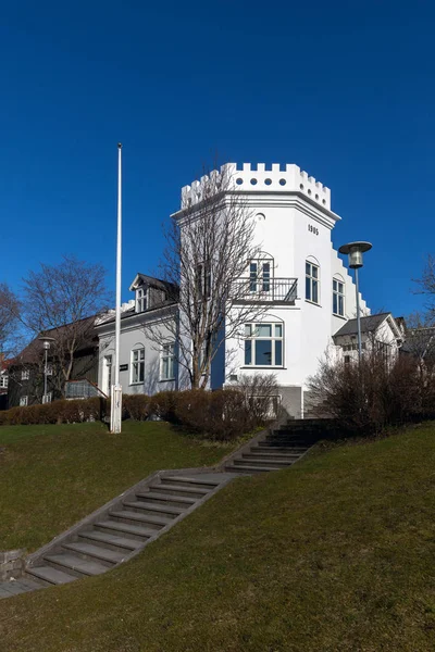 Edifício Gimli em Reykjavik, islandês — Fotografia de Stock