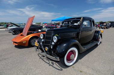 1935 Ford Fuarı'nda antika otomobil Derneği, Brooklyn yıllık ekranda
