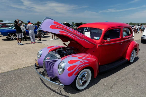 1940 Ford em exposição na Antique Automobile Association of Brooklyn Annual Show — Fotografia de Stock