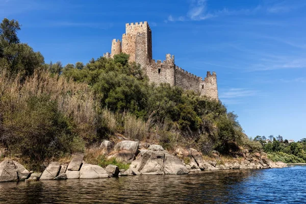 Schloss von almourol in portugal — Stockfoto