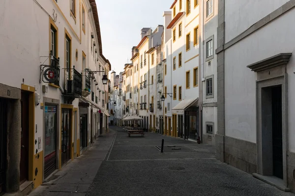 Calle en Evora, Portugal —  Fotos de Stock