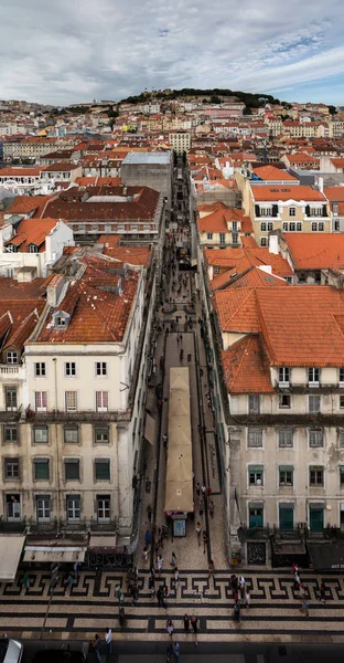 Vue de Lisbonne, Portugal depuis l'ascenseur de Santa Justa — Photo