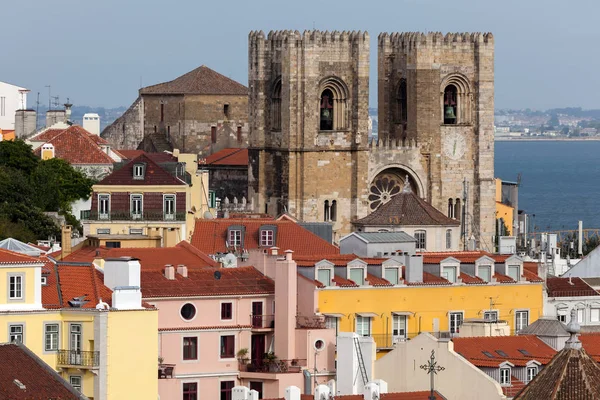 A lisszaboni katedrális, Lisszabon, Portugália — Stock Fotó