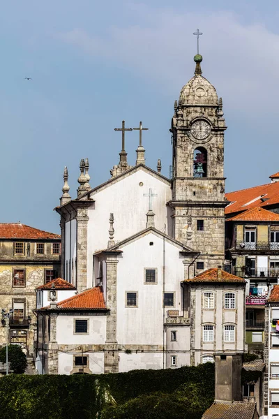 Igreja Paroquial Nossa Senhora de Vitória no Porto, Portugal — Fotografia de Stock