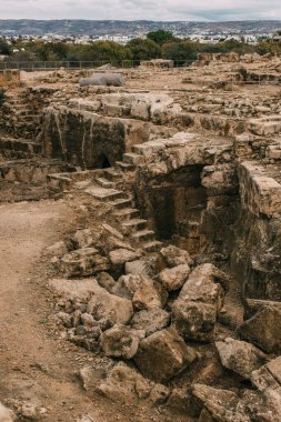 Paphos 'taki tarihi ve eski arkeolojik parkın kalıntıları.