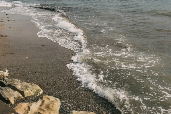 Areia Molhada Rochas Perto Mar Mediterrâneo — Fotografia de Stock