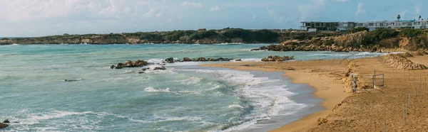 Plano Panorámico Costa Playa Arena Cerca Del Mar Mediterráneo — Foto de Stock
