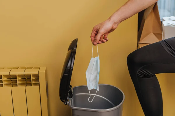 Cropped View Man Throwing Medical Mask Trash Can End Quarantine — Stock Photo, Image