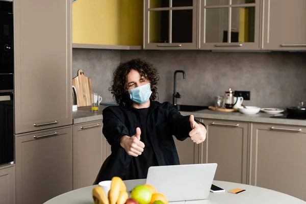 Selective Focus Freelancer Showing Thumbs Video Call Laptop Kitchen — Stock Photo, Image