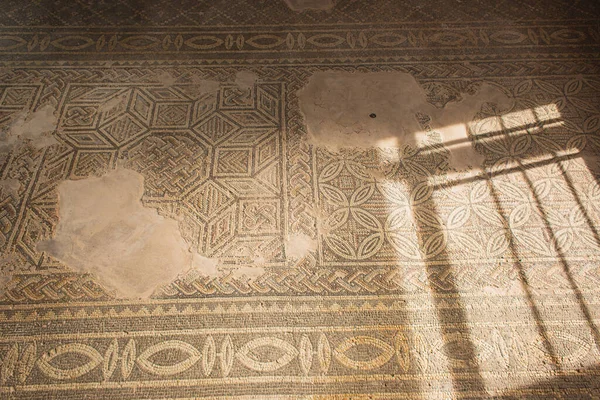 Ancient mosaics in house of theseus — Stock Photo