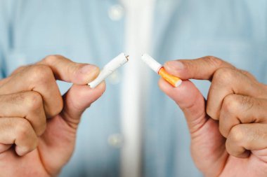 Erkek eli ezen sigara, sigarayı bırakan kavram, sigara içmeyen dünya günü..