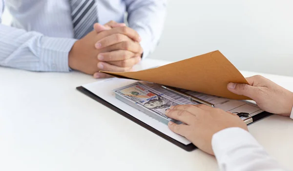 Businessmen Make Dollar Payments While Signing Investment Agreement Partner Illegal — Stock Photo, Image