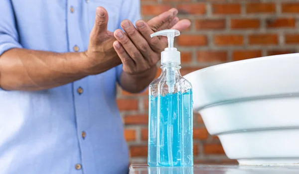 Young Man Washing His Hands Sink Sanitizing Colona Virus Sanitation — Stock Photo, Image