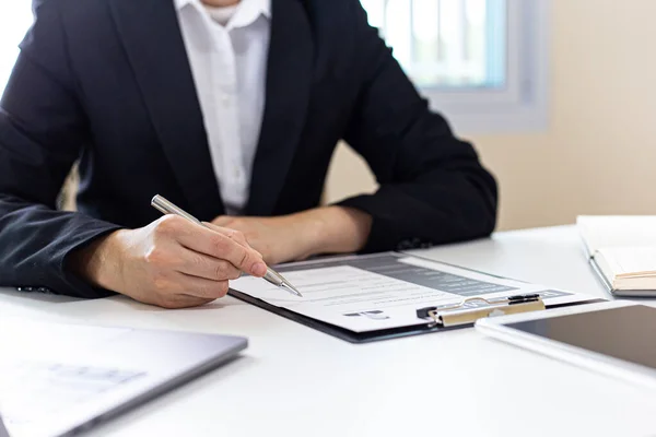 Empregador Departamento Está Lendo Currículo Entrevistando Capacidade Novos Funcionários Empregador — Fotografia de Stock