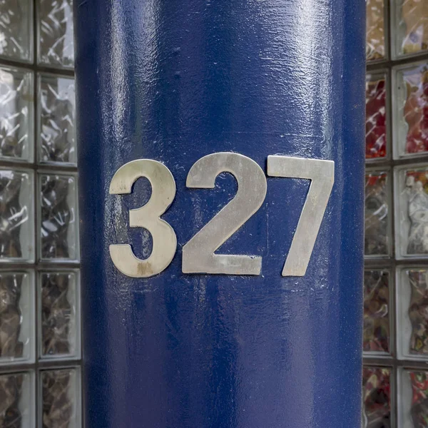 House number 327 — Stock Photo, Image