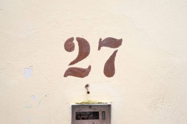 27 numara