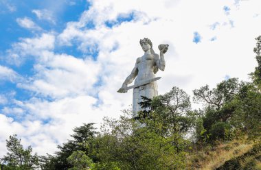 Tiflis Gürcistan bir anıt anası