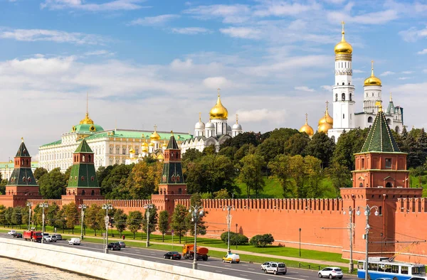 Ensemble van het Kremlin van Moskou — Stockfoto