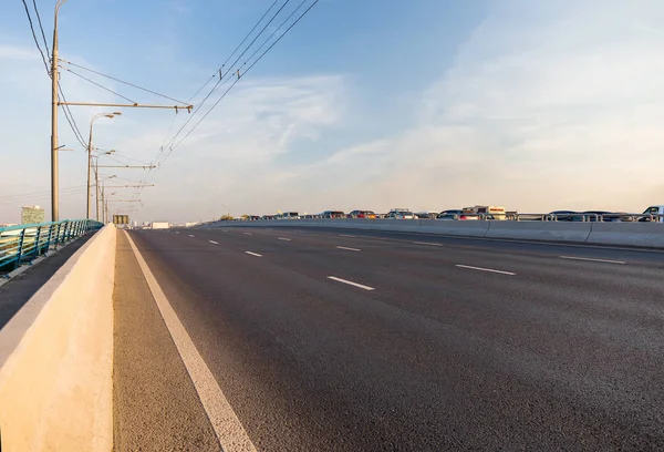 Empty lanes on highway — Stock Photo, Image