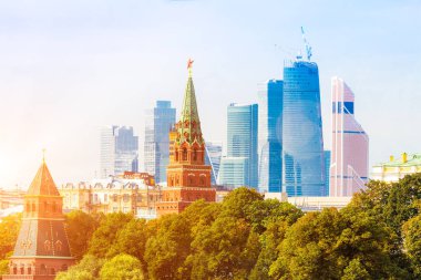 Moscow City iş bölgesi Kremlin Kulesi ile